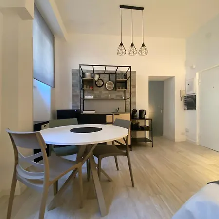 アパート Residenza Malvezzi ローマ