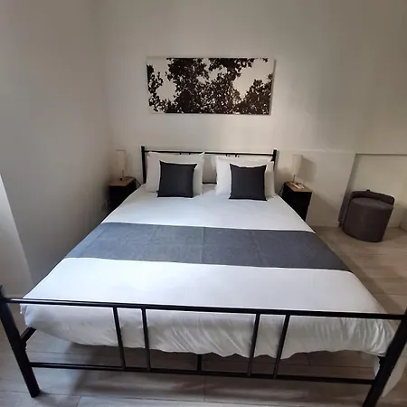Residenza Malvezzi * Rome